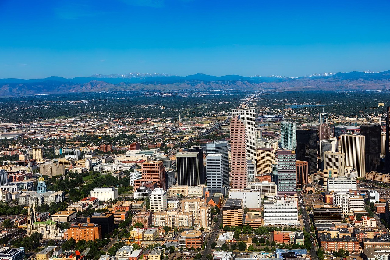 Flights to Denver (DEN) - Denver and Rocky Mountains - book airline tickets