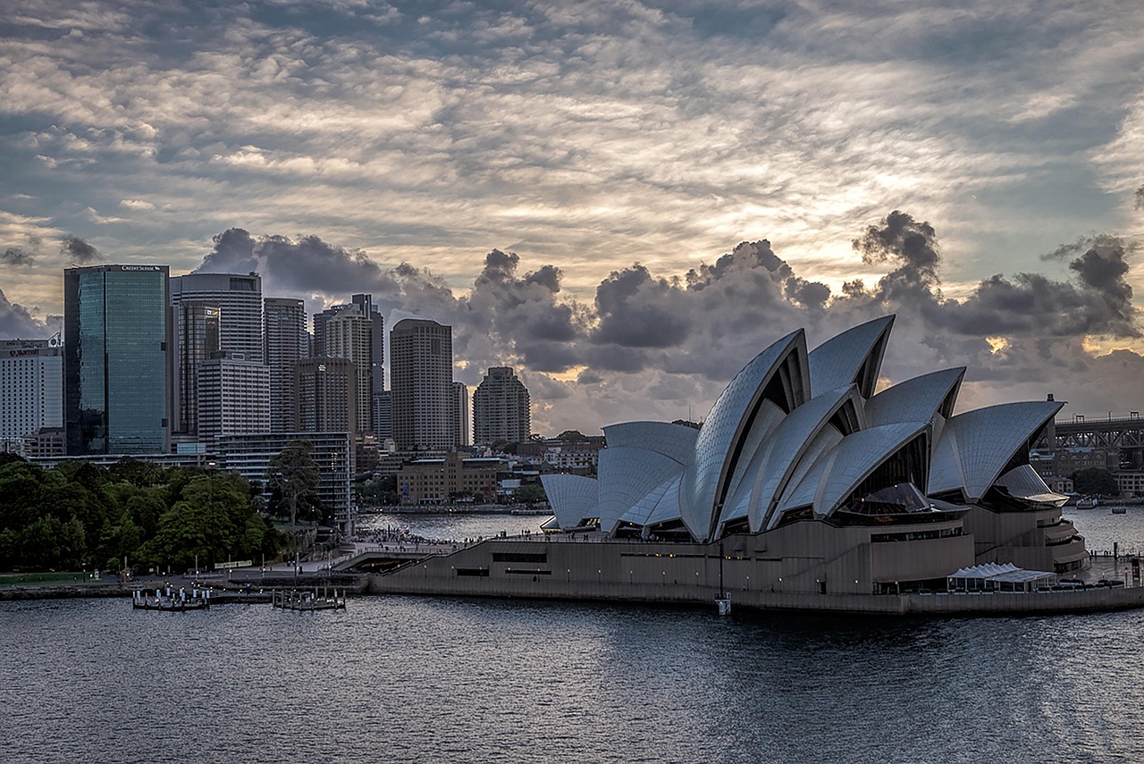 Flights to Sydney (SYD) - Opera House - book airline tickets